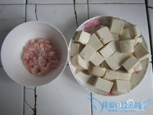 番茄肉末烧豆腐做法