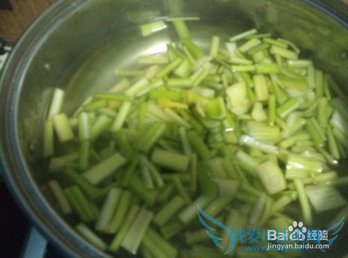 家庭小菜--芹菜炒肉