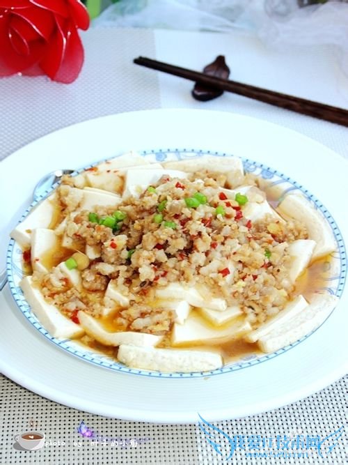怎样做豆腐营养又好吃--肉末蒸豆腐