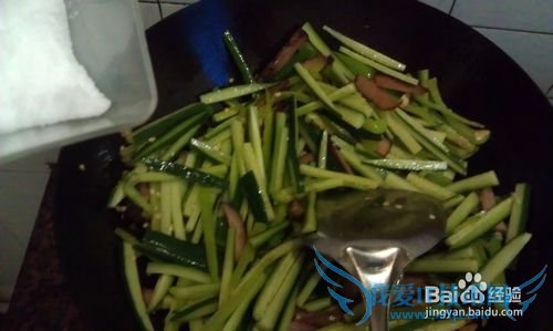 日本小青瓜炒烤肉