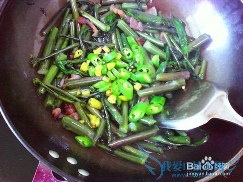 爆炒泡椒紫菜心