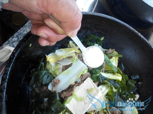 牛肉海带娃娃菜炖豆腐