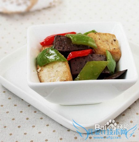 女人春季养颜必吃的清肠排毒菜——双色豆腐