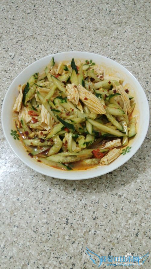 夏日凉菜--老干妈拌黄瓜