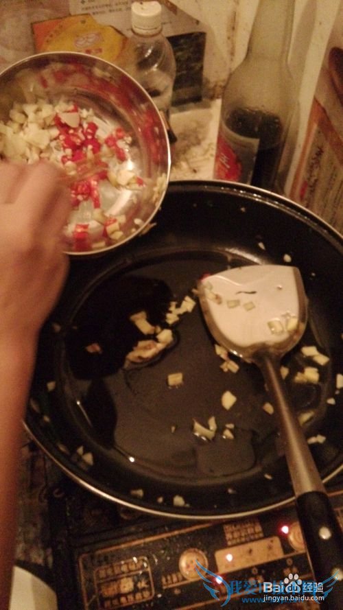 夏日凉菜--老干妈拌黄瓜