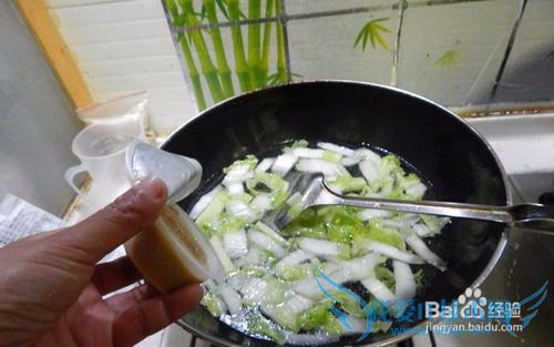 白菜腐竹煮年糕怎么做?--白菜腐竹煮年糕的做法