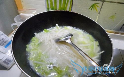 白菜腐竹煮年糕怎么做?--白菜腐竹煮年糕的做法