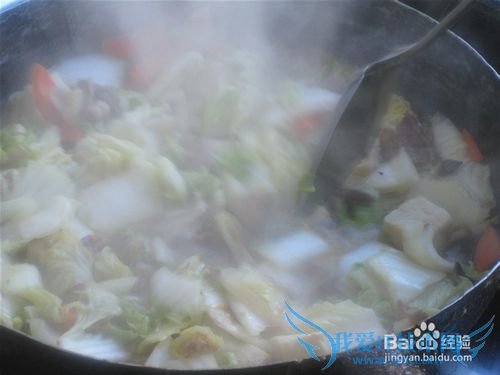 冻豆腐炖白菜肉