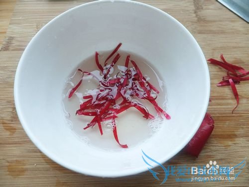 女人美白养颜之佳品—玫瑰花豆腐