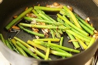 别有风味的炝拌芦笋