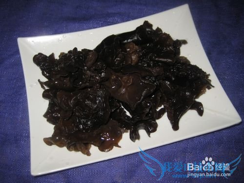 黑白菜炒干豆腐