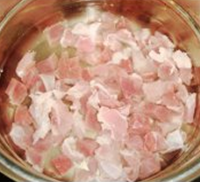 鲜美的清炖羊肉汤