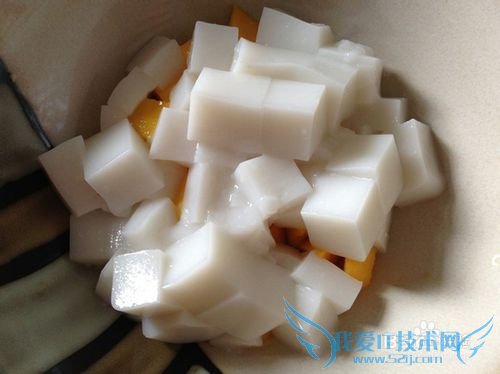 自制甜品杏仁豆腐