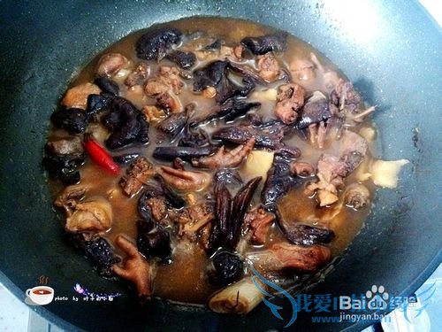 小鸡炖蘑菇怎么做--家庭版小鸡炖蘑菇的做法