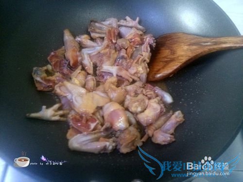 小鸡炖蘑菇怎么做--家庭版小鸡炖蘑菇的做法