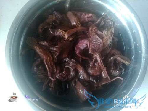 小鸡炖蘑菇怎么做--家庭版小鸡炖蘑菇的做法