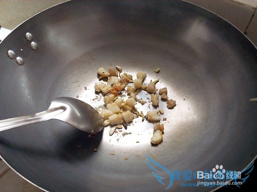 咸鱼豆腐粒的做法