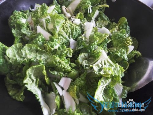 如何做家常肉丸烧青菜(肉圆烩小油菜)