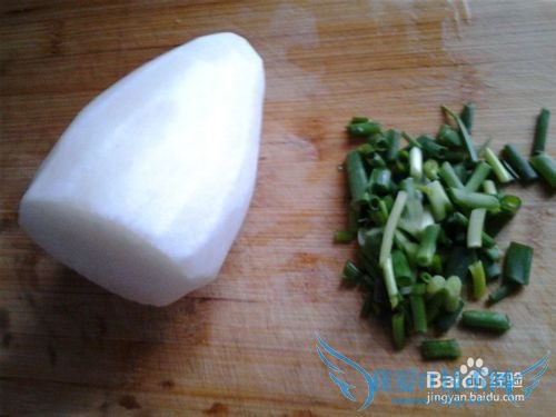 怎么做凉拌白萝卜菜——口感清脆味道鲜美