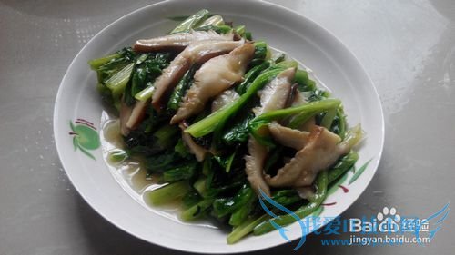 下厨:香菇蒜蓉油麦菜