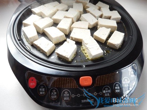 外香里嫩:煎烤豆腐