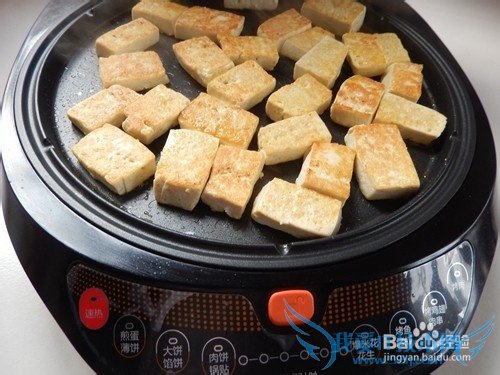 外香里嫩:煎烤豆腐