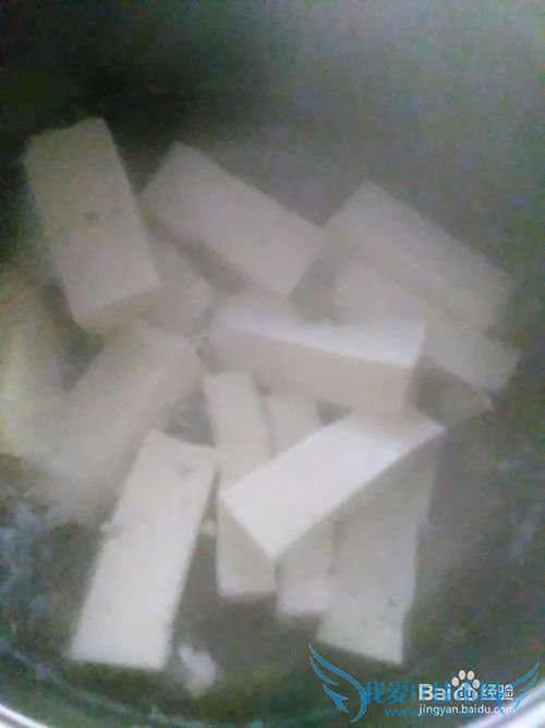 怎样做好吃鲜美的鱼头豆腐汤