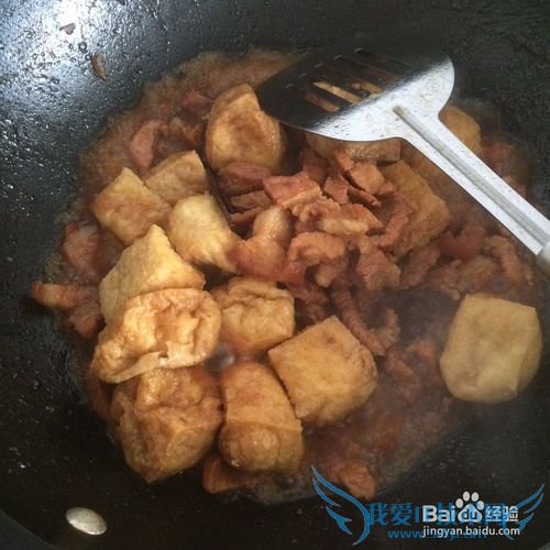 卤肉焖豆腐泡的做法