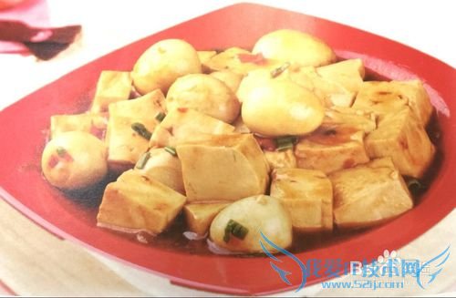 麻婆鹌鹑蛋烧豆腐