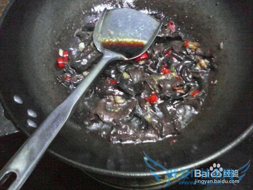 独特蒜香辣味橡子干