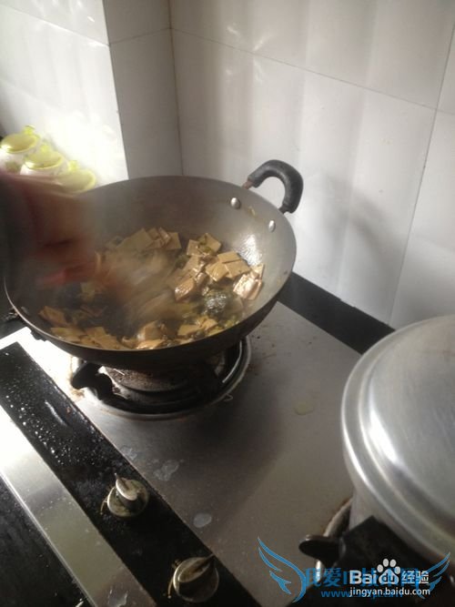 ����ɼ�ѩ�˵����