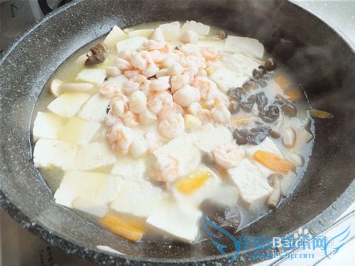 怎样做三鲜豆腐好吃