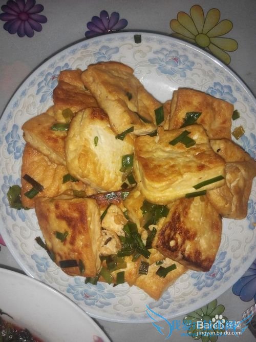 豆腐葱花炒腊肉