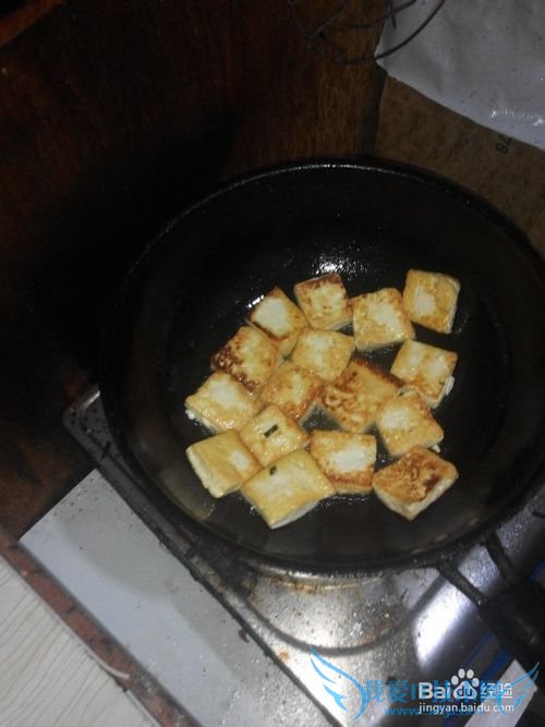 豆腐葱花炒腊肉