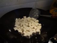 酱香肉末豆腐的做法