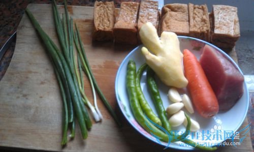 家常好味道--红烧油豆腐