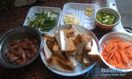 家常好味道--红烧油豆腐