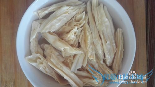 自制酸辣鱼火锅