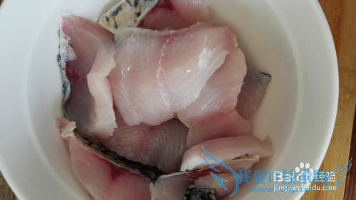 自制酸辣鱼火锅