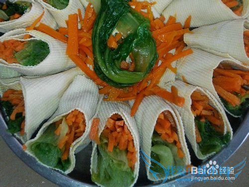 素菜美食——好看又好吃的豆腐皮卷做法