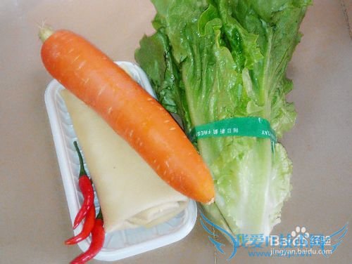 素菜美食——好看又好吃的豆腐皮卷做法