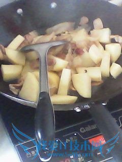 家常土豆炖豆腐