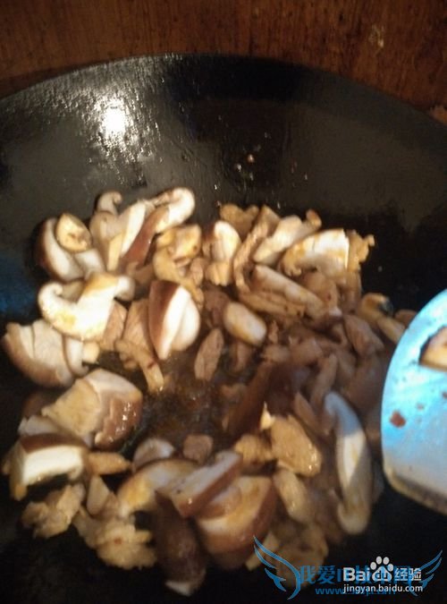 香菇肉丝如何炒蒜苗