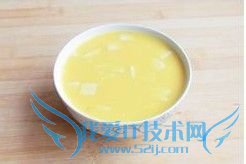 5分钟做一碗香喷喷的营养早餐——微波豆腐蛋羹