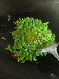 爽口下饭菜——空心菜梗炒肉末