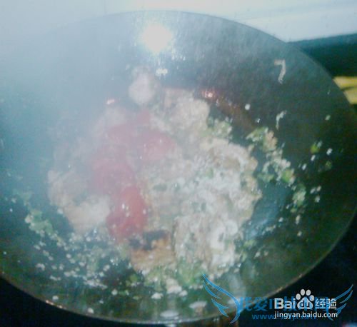 怎样做青椒炒臭豆腐?