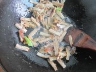 素炒五香豆腐的做法