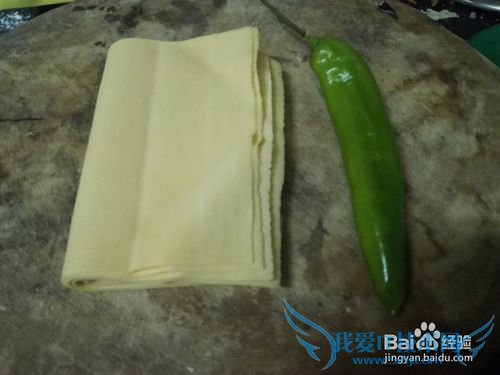 如何制作尖椒干豆腐