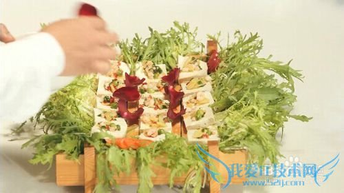 绿野仙踪(虾仁豆腐)的做法