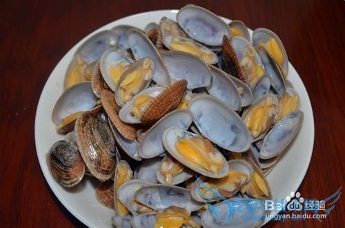 味道鲜美的花甲炒尖椒